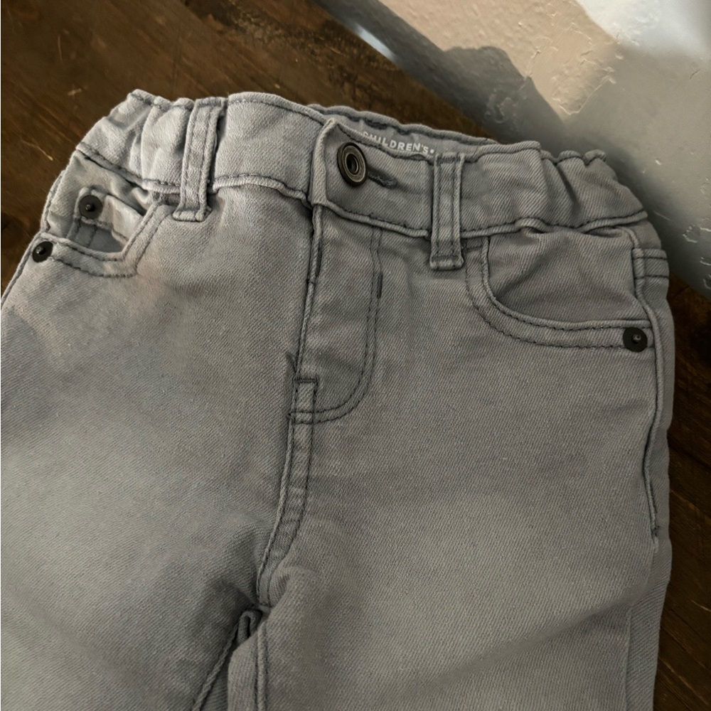 Children’s place toddler Jeans 12-18M